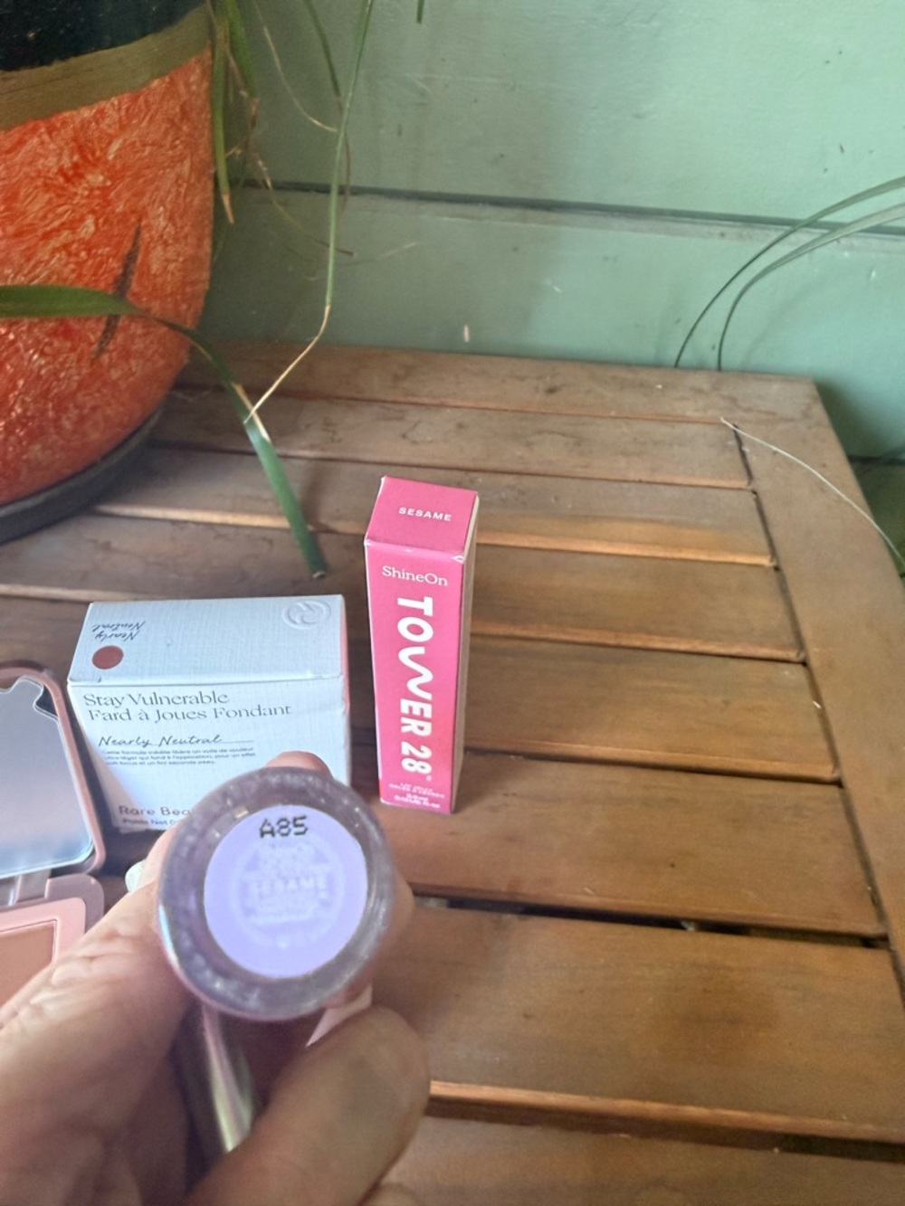 Face Bundle; Brow, Bronzer Powder, Lippy and Blush - Picture 7 of 10